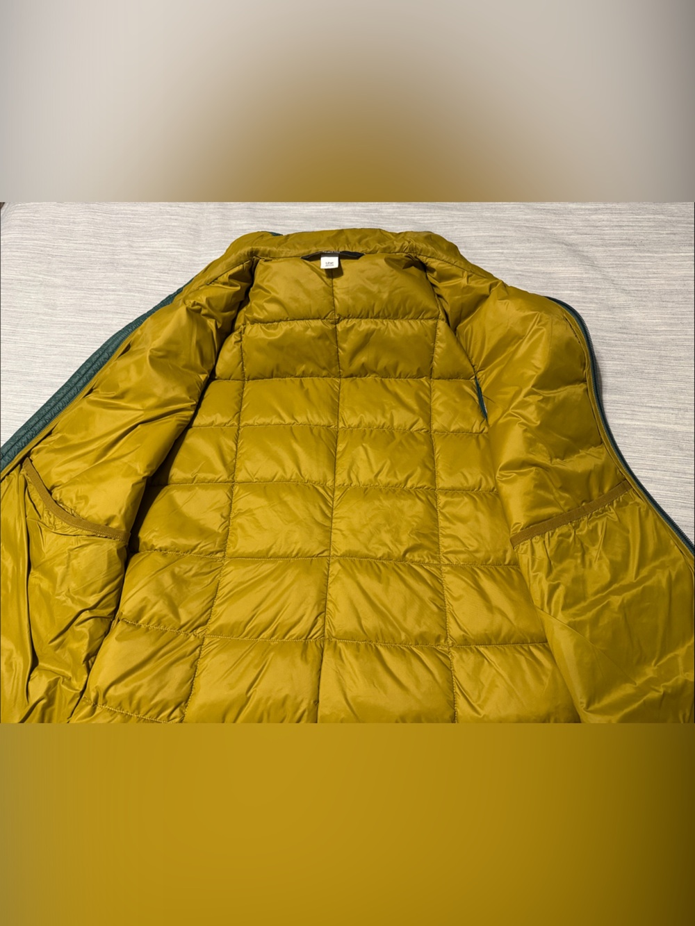 REI Co-op 650 Down Vest Womens Large Teal Green Mustard Yellow Puffer Full Zip - Picture 10 of 14